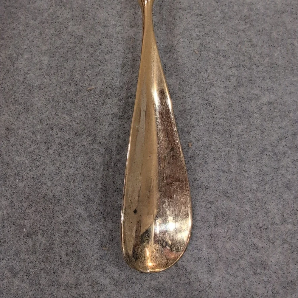 Vintage Style Duck Head Long Handle Shoe Horn Gold Tone Metal Dressing Aid